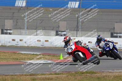 media/Nov-26-2022-Fastrack Riders (Sat) [[b001e85eef]]/Level 3/Session 3 Outside Turn 9/